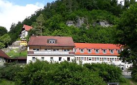 Gasthof Zur Behringersmuehle Goessweinstein